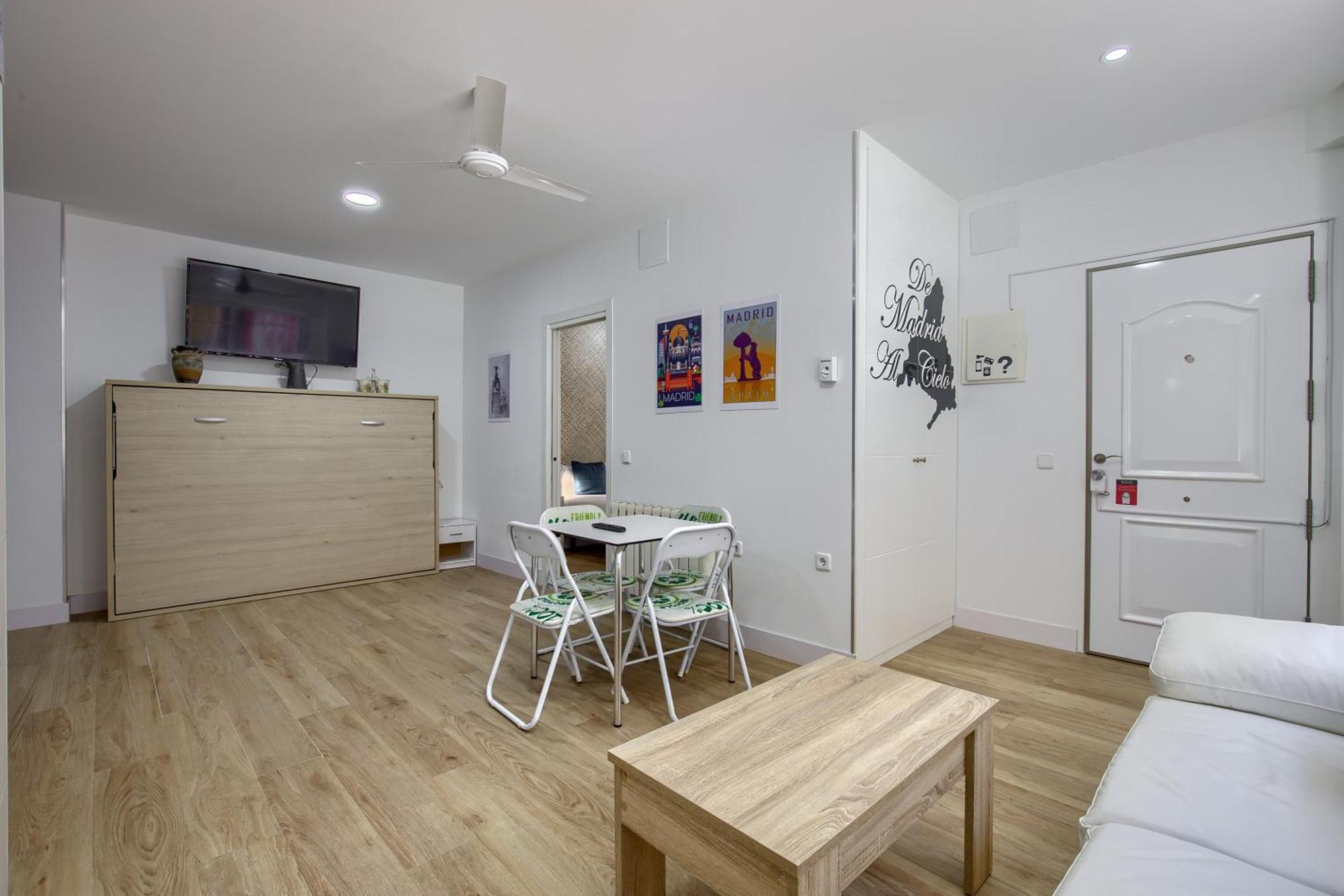 Charming Delicias IV Apartment Мадрид Екстериор снимка